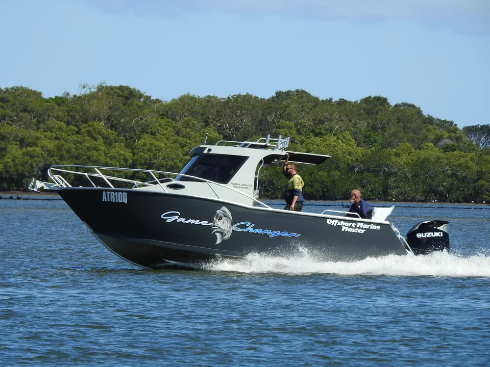 Offshore Marine Master boat