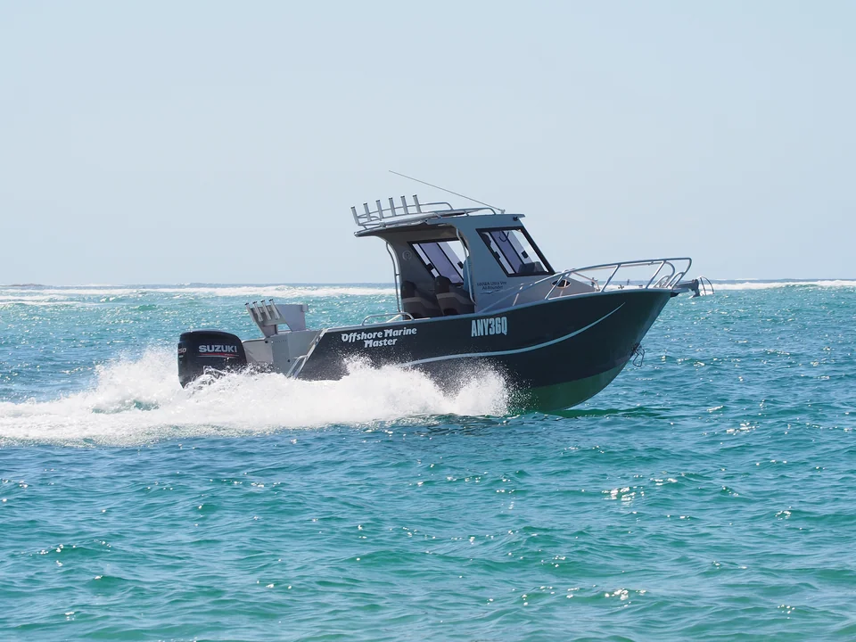 Offshore Marine Master boat