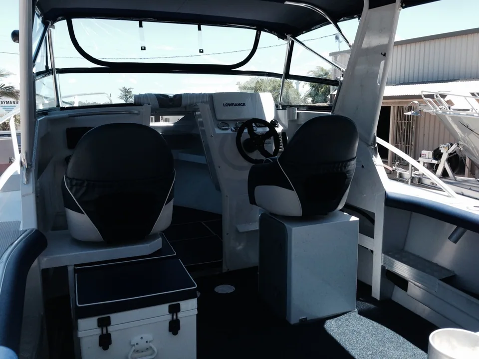 610CC · Soft Top Boats