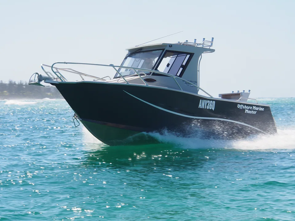 680WA · Hard Top Boats