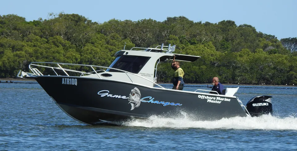 710WA · Hard Top Boats