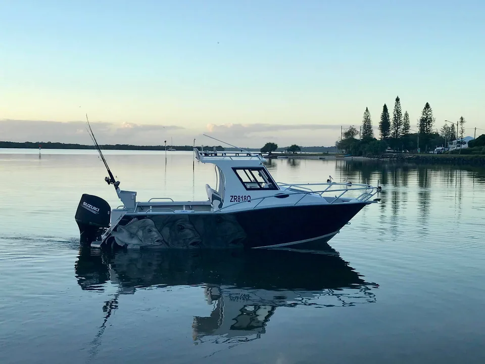710CC · Hard Top Boats