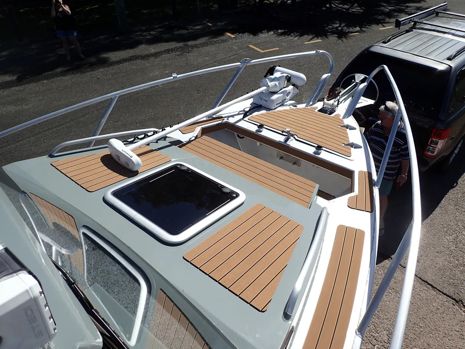 Custom Layout · Hard Top Boats